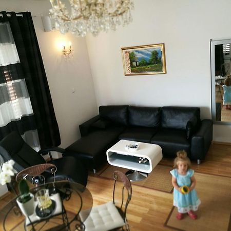 Ana Apartment Pula Exteriér fotografie